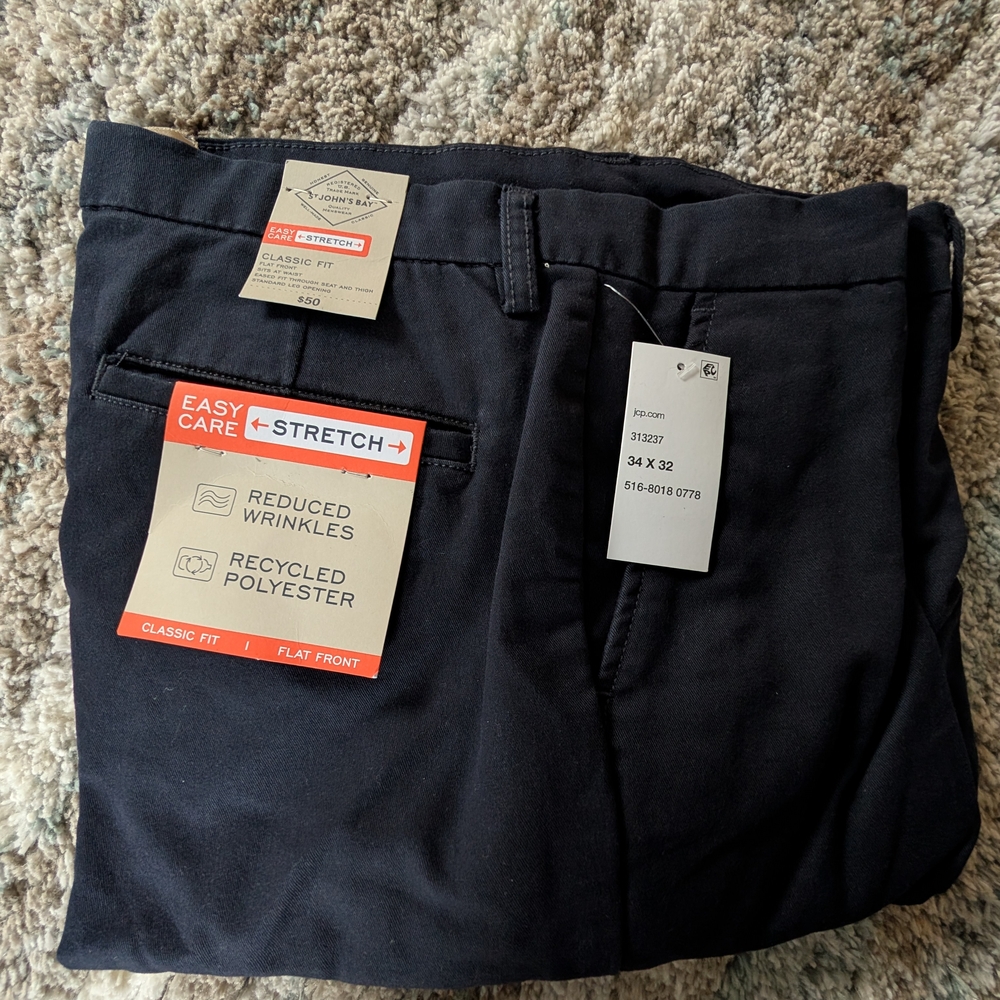 Haggar Men's Classic Fit Black Pants